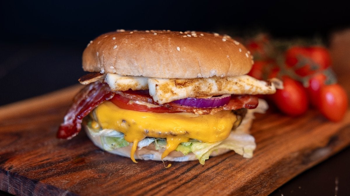 Bacon Halloumi Cheese Burger