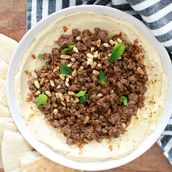 Hummus With Meat And Bread 