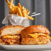 Loft Famous Ribs Burger