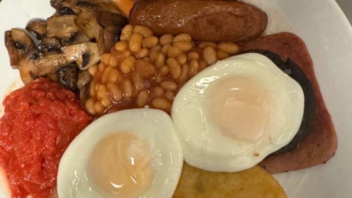 Large (2 Bacon, Sausages, and Eggs)