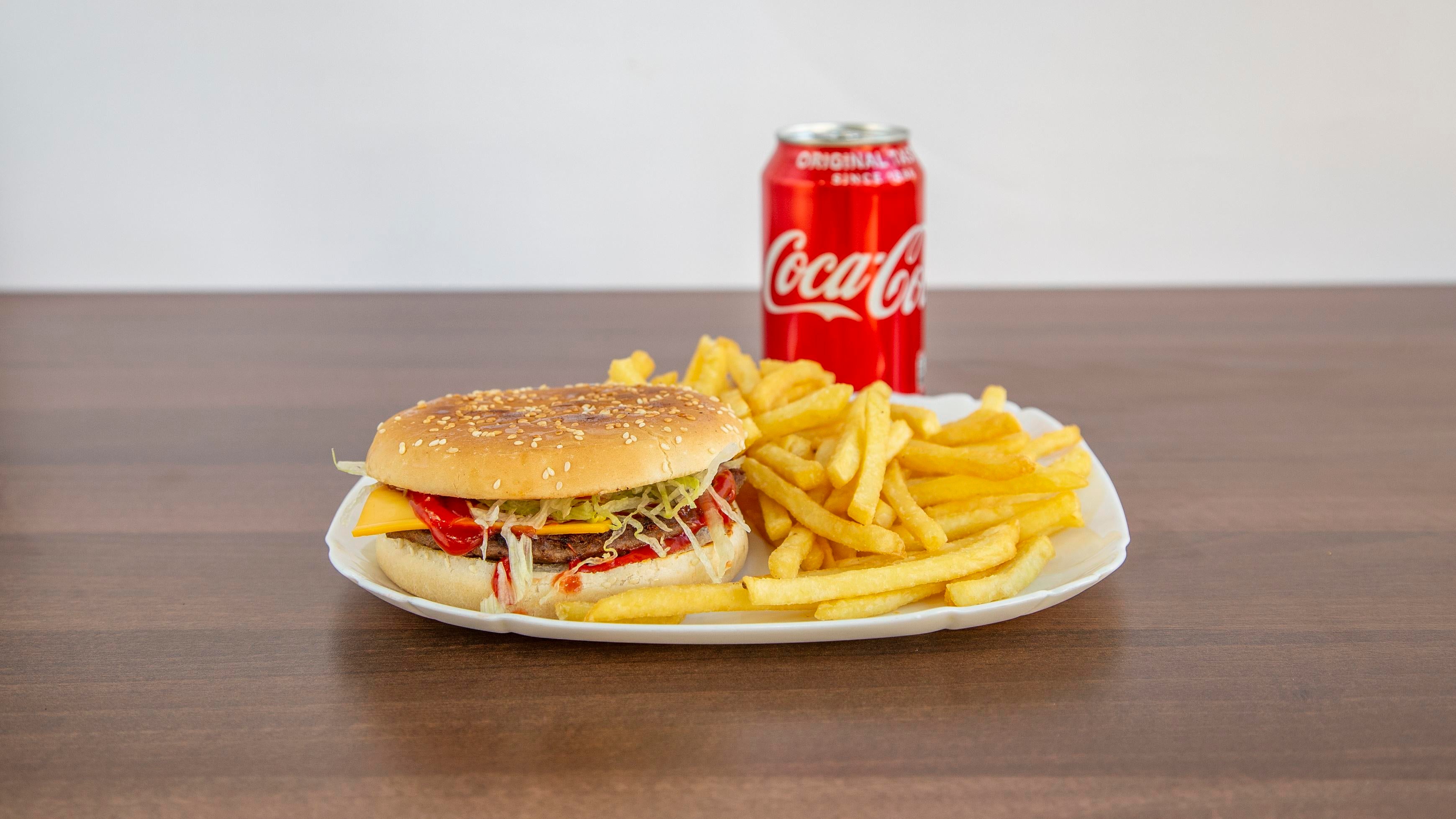 Meal A18: Quarter Pounder, Chips and Drink