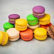 Assorted Macaroons (8 pcs per box)