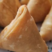 Mini Sambosa Cheese (10 pcs)