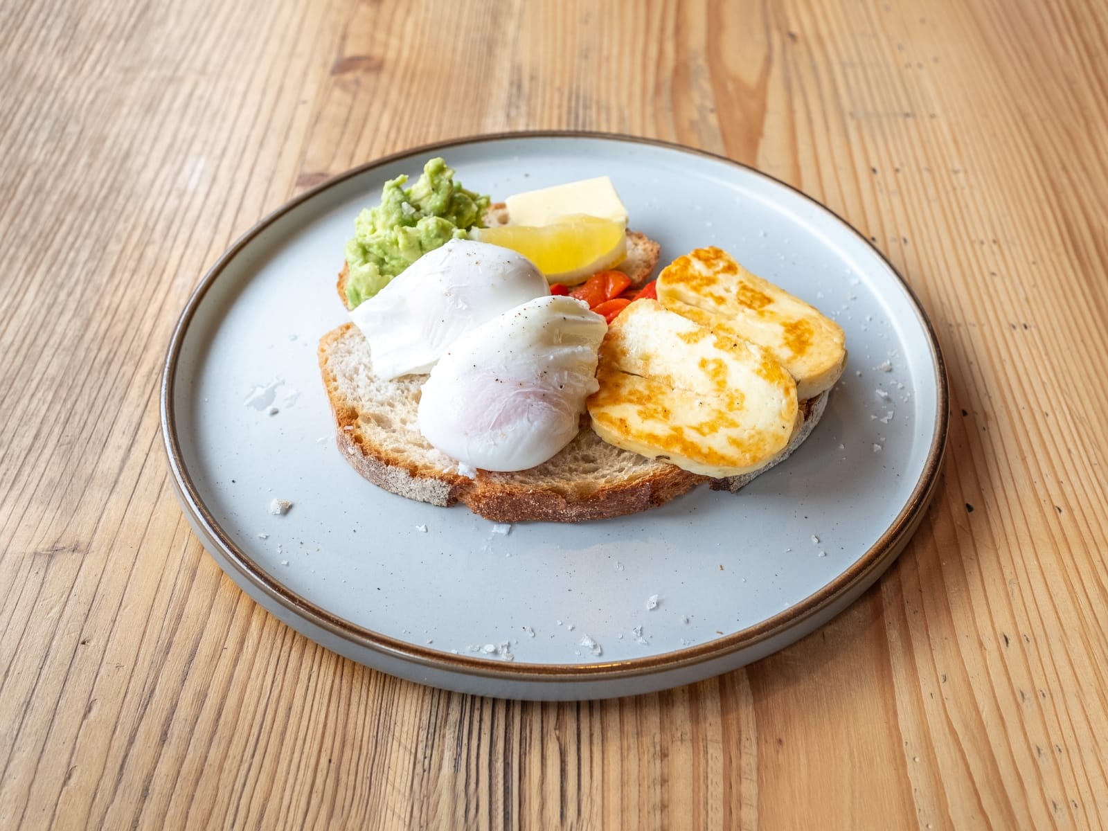 Halloumi avocado