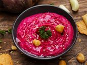 Hommos With Beetroot