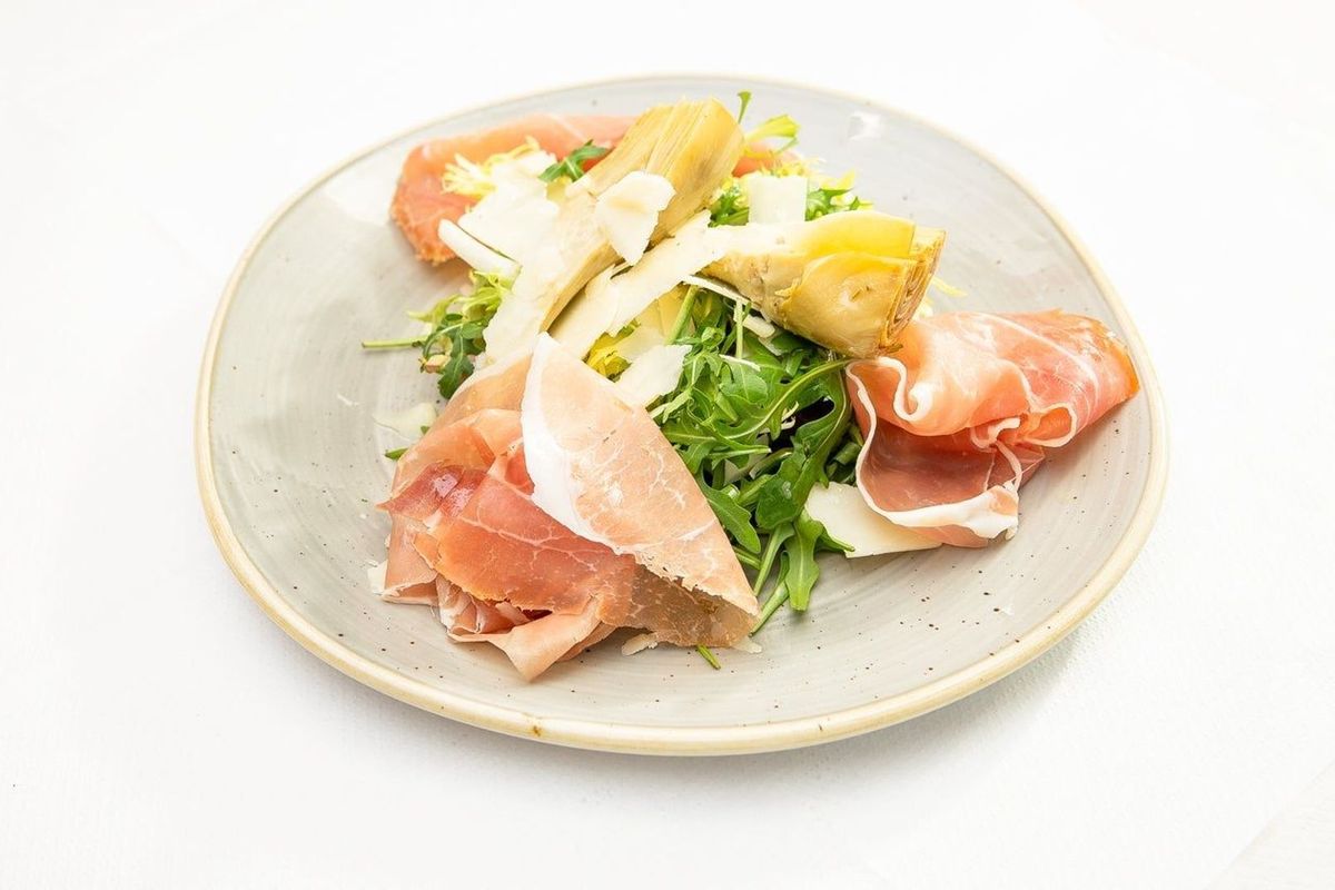 Prosciutto, Rucola, Grana E Carciofini