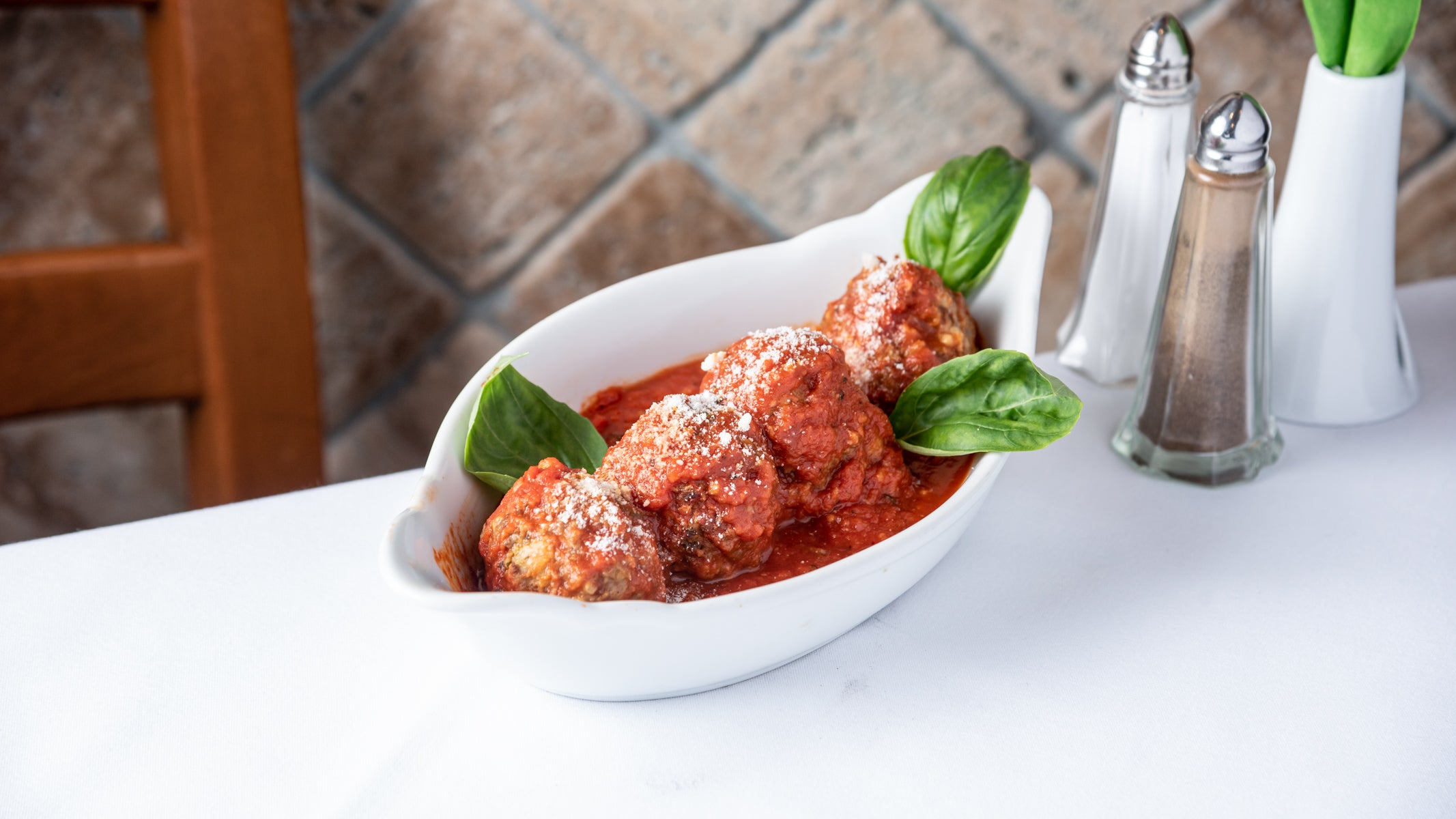 Polpette di Manzo con Pomodoro e Parmigiano