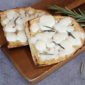 Garlic Bread & Mozzarella