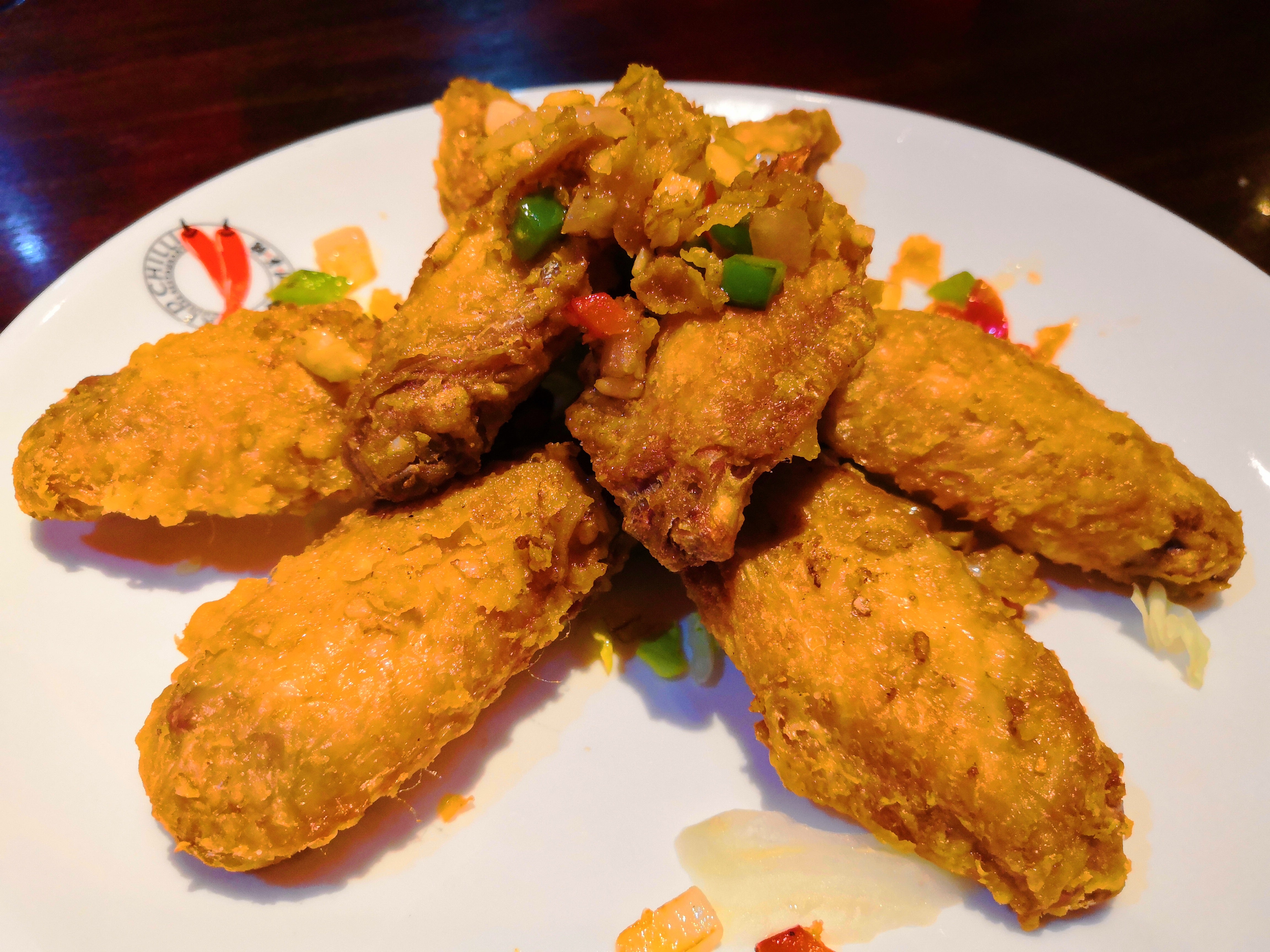 Salt and Pepper Chicken Wings 6pcs 椒盐鸡翅6个