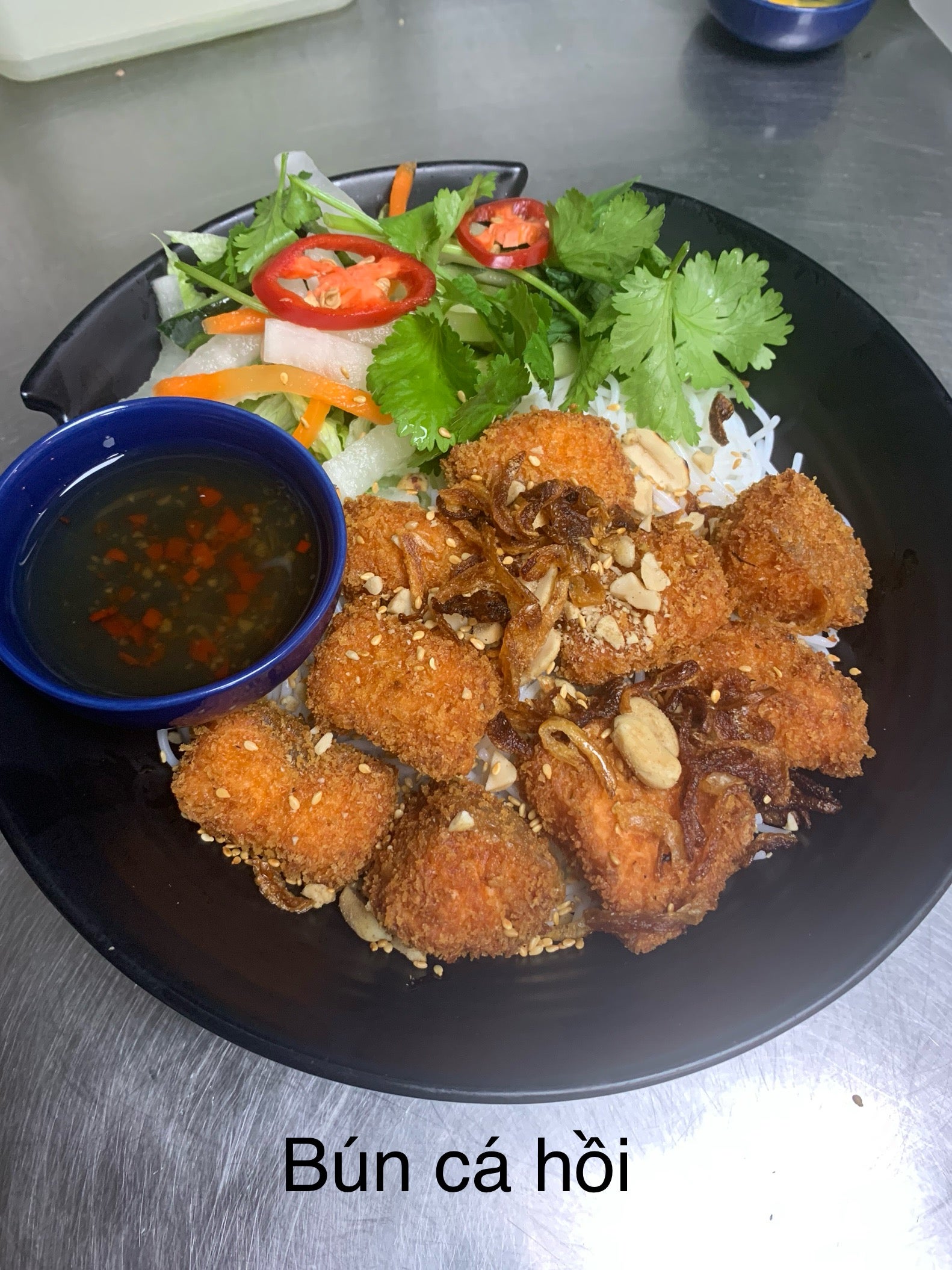 Bún cá hồi