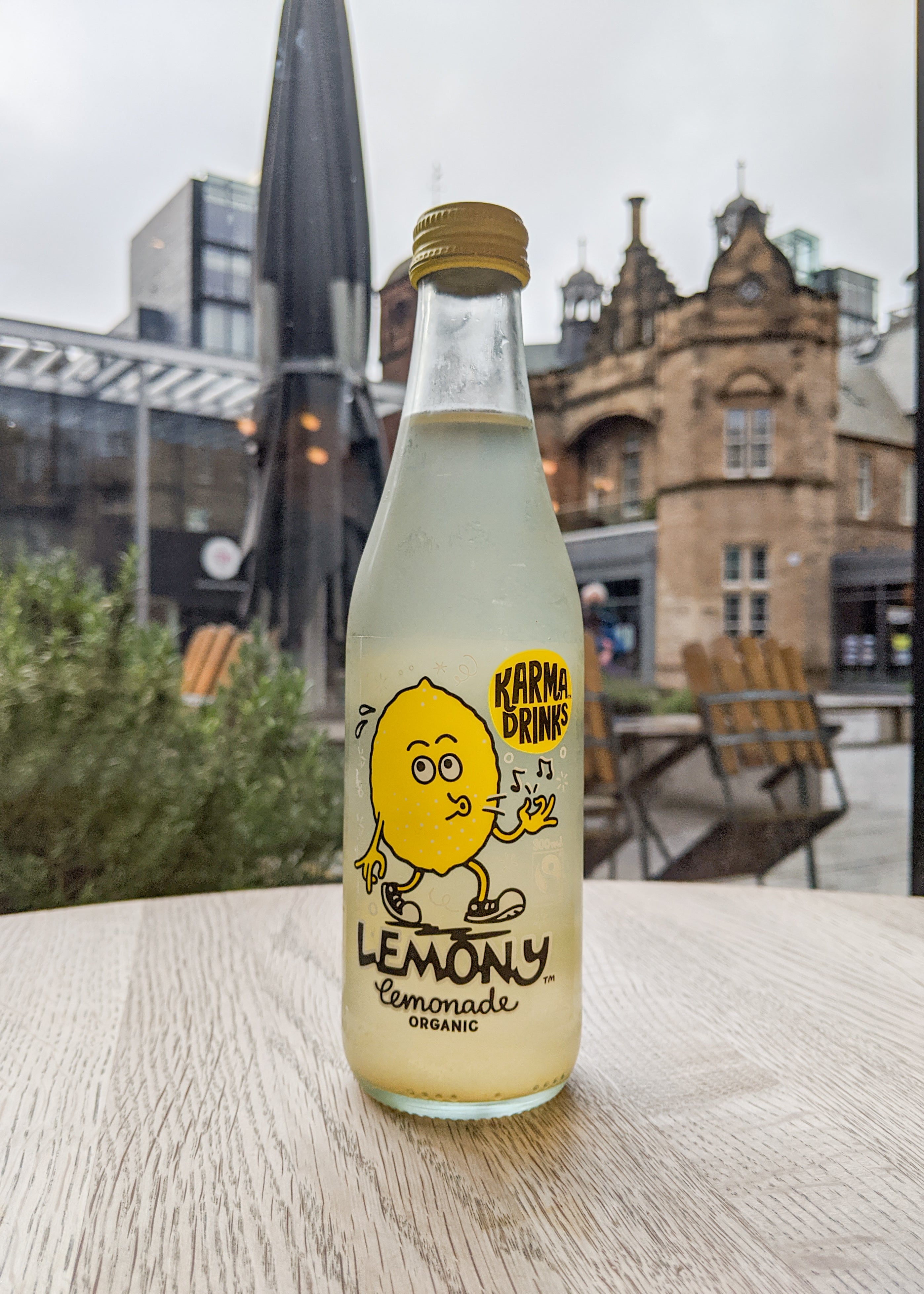 Lemony Lemonade  330ml