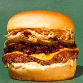 Jamz Beef Burger - 680 Kcal
