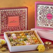 30 Pcs Premium Sweets Box