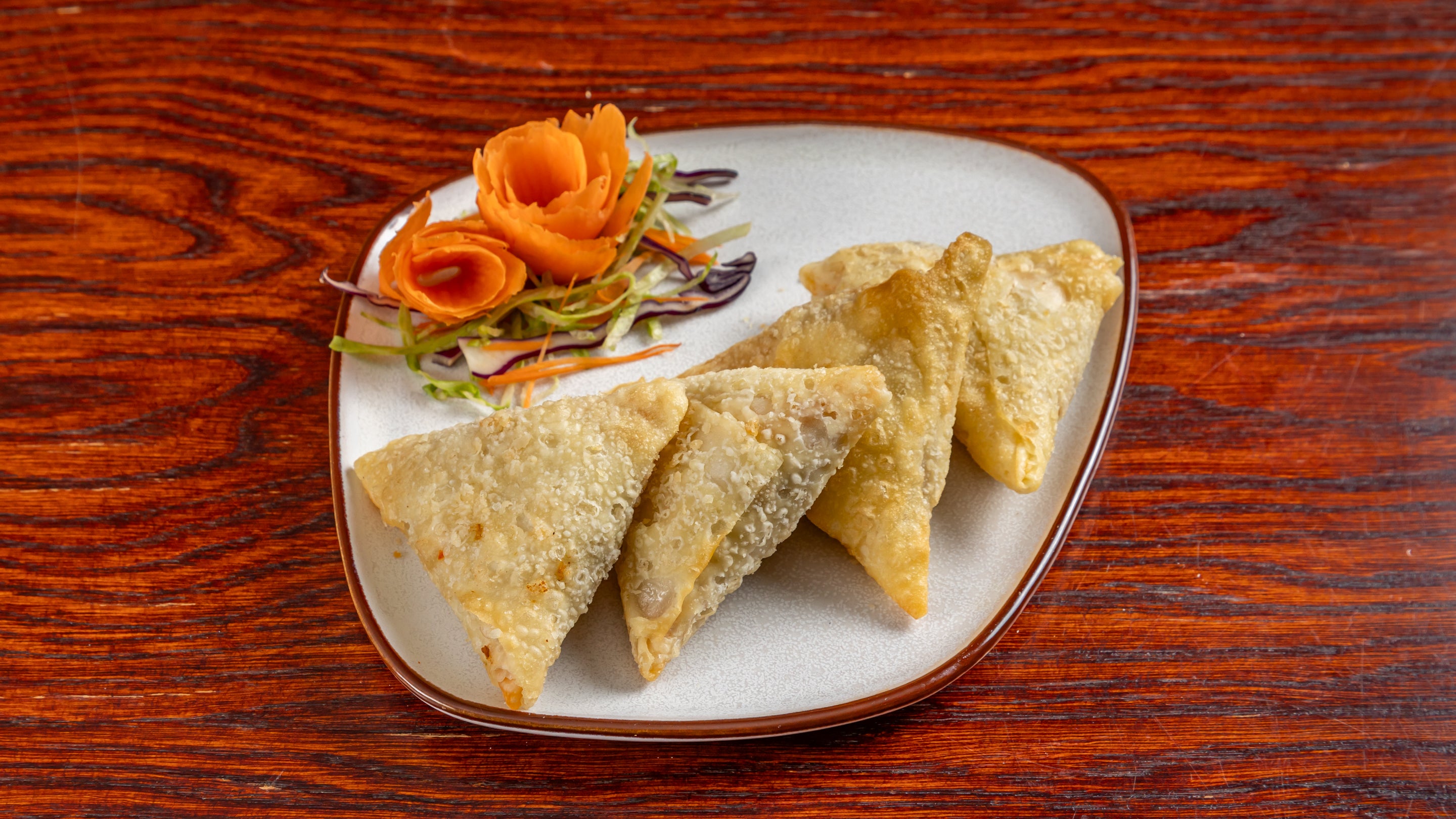 Fried Curry Lamb Samosa 三角羊肉餃