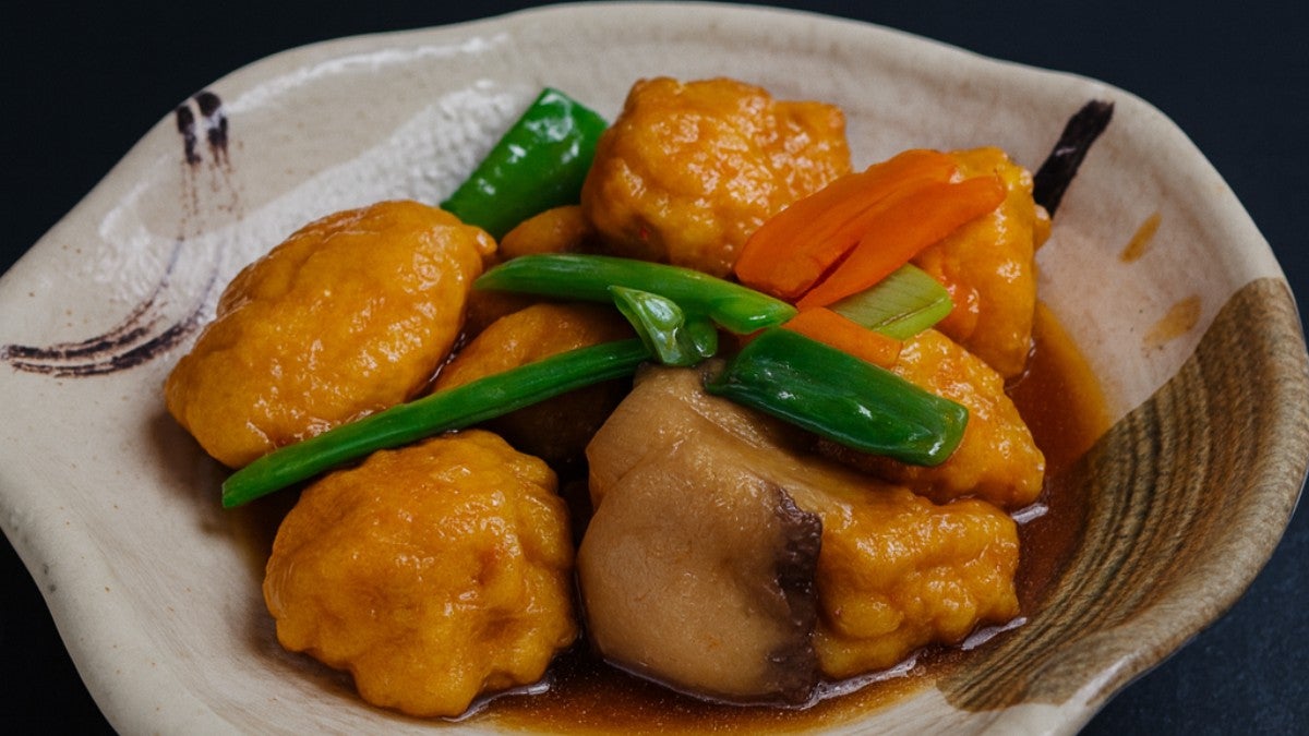 Braised Crispy Bean Curd in Brown Sauce (琵琶豆腐)