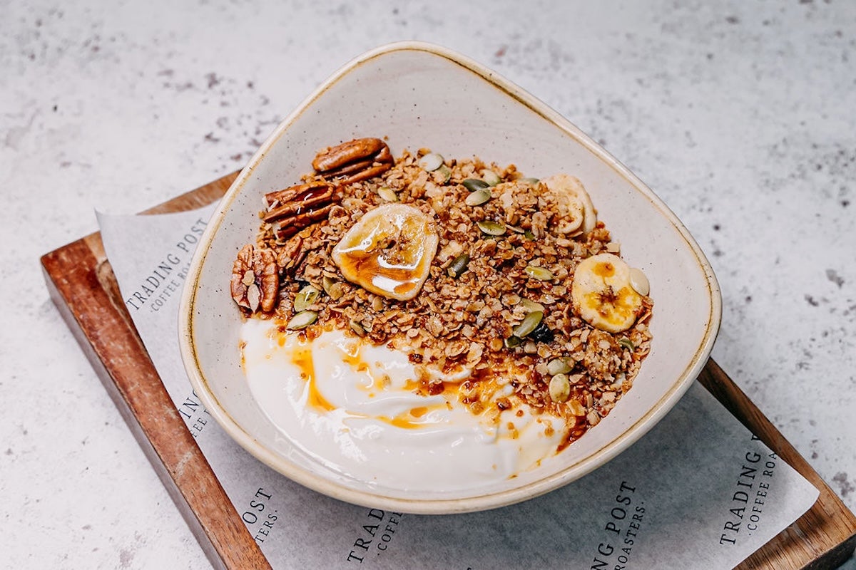 Yoghurt & Granola Bowl (gif)