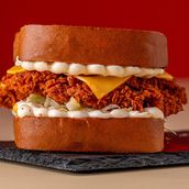Toast Chilli Chicken Burger