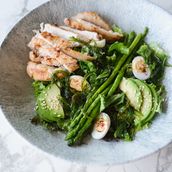 Green salad with chicken