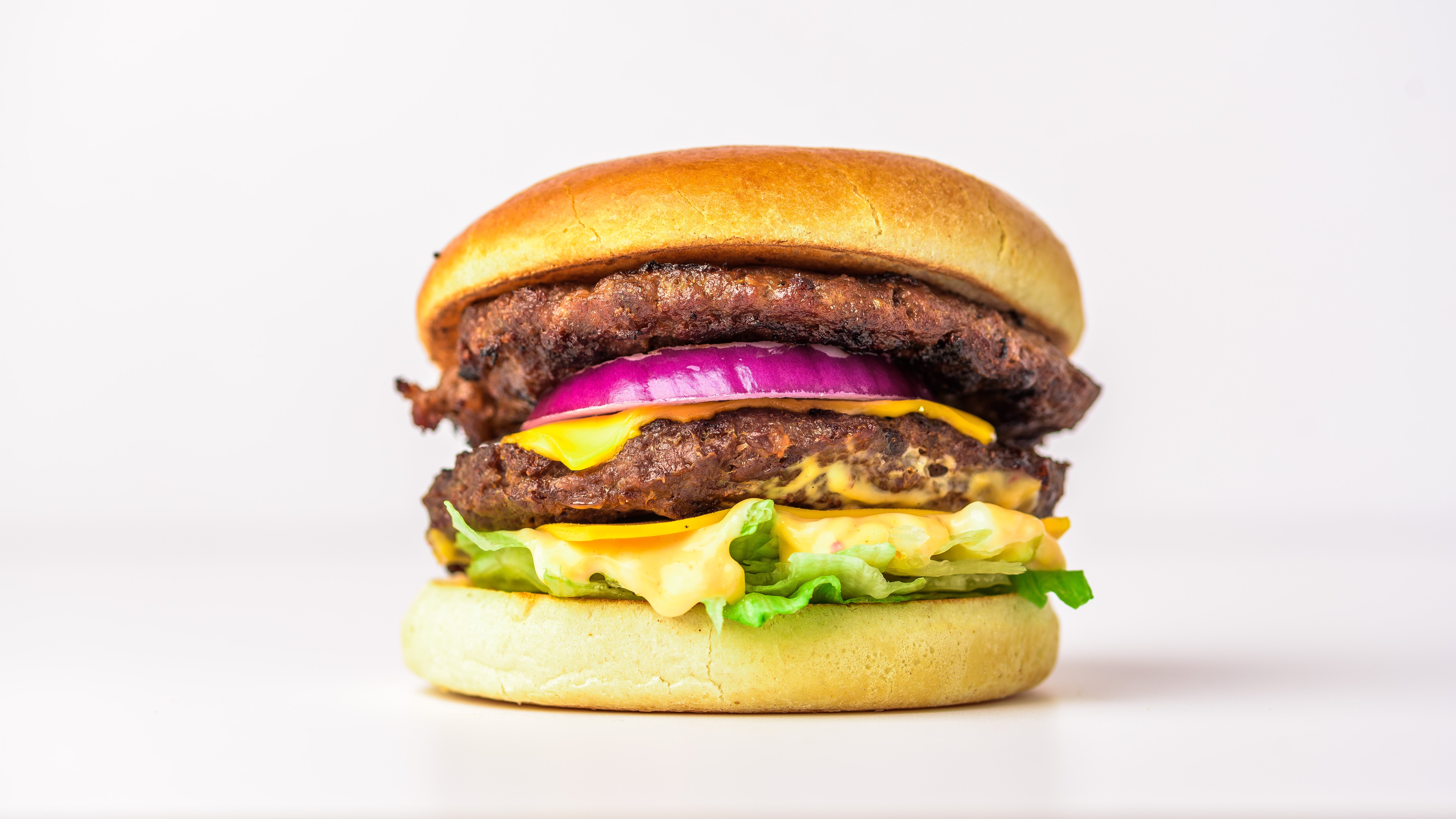 Firehouse Grande 10oz Beef Burger