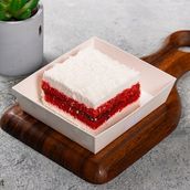 Riyadh Trend Cake