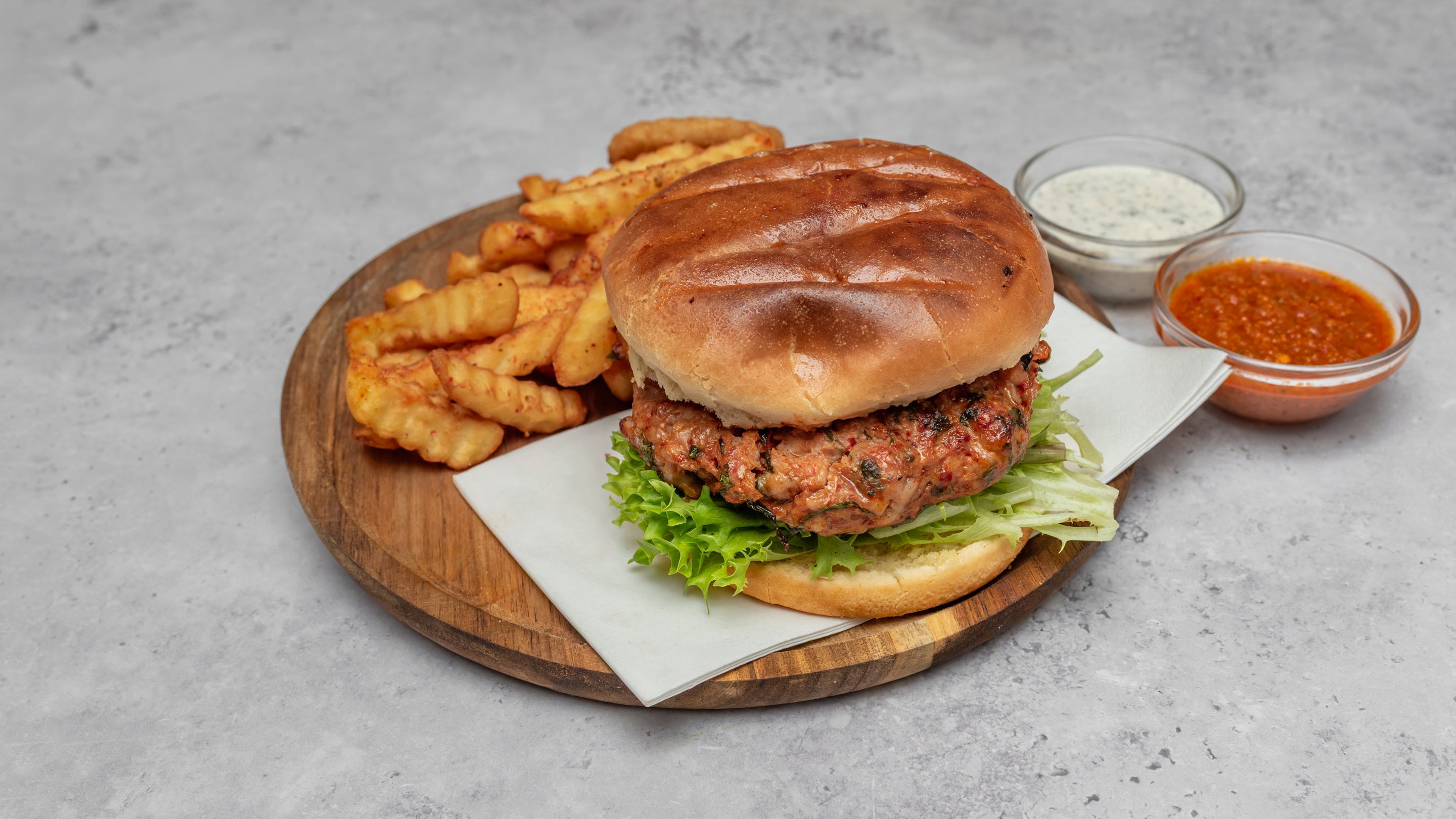 Half pounder beef burger