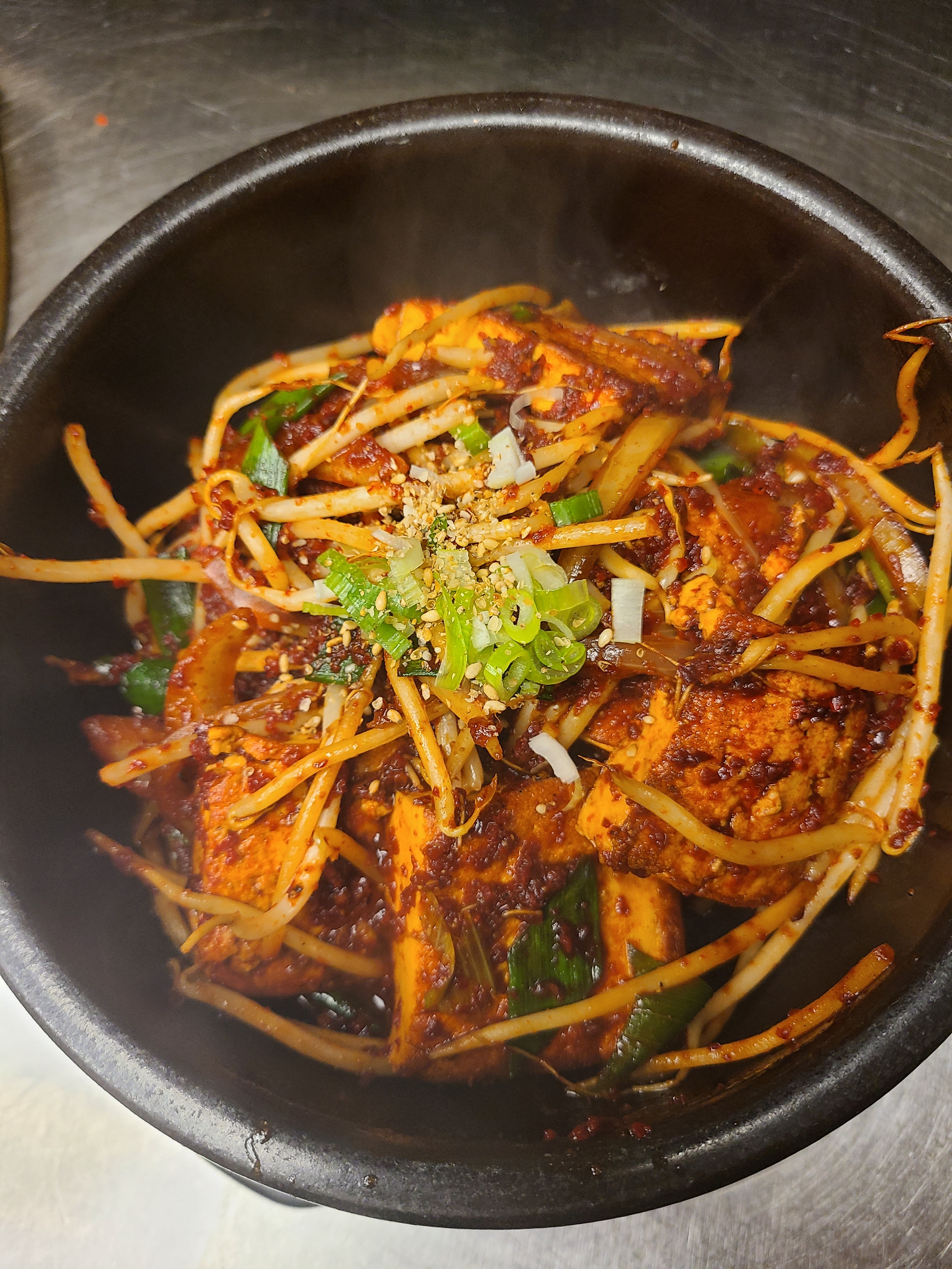 Dolsot Tofu Deopbap 돌솥 두부 덮밥