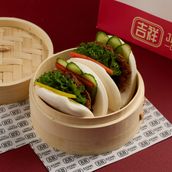 Crispy Duck Bao Bun