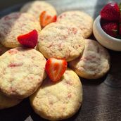 Strawberry Cookies
