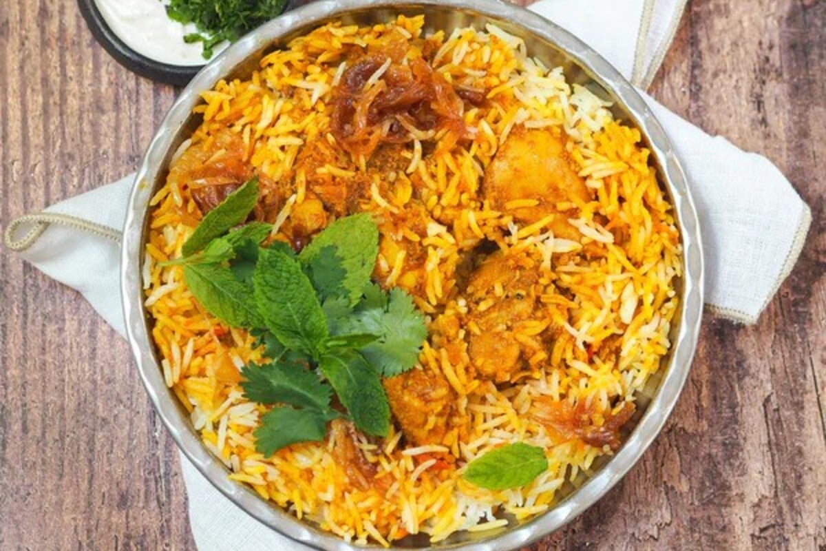 Hyderabadi Chicken Dum Biryani