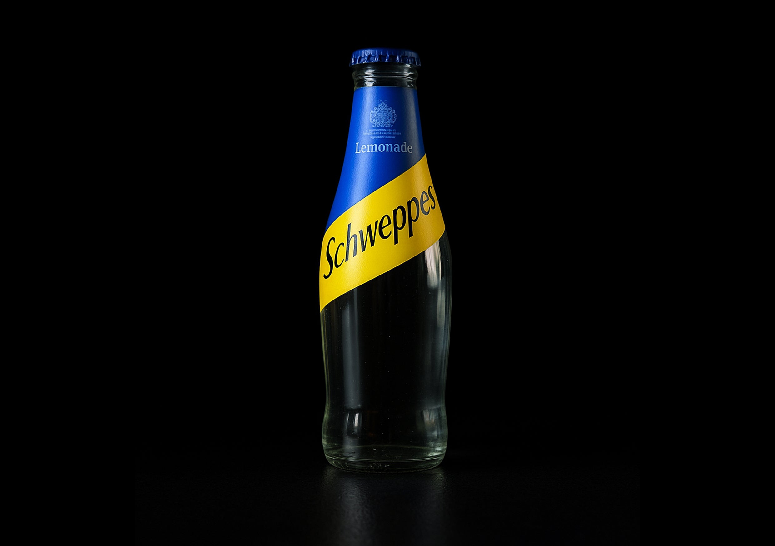 Schweppes lemonade
