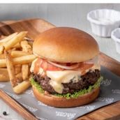 Classic Scotish Beef Angus Burger 