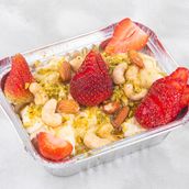 Shamia Cream With Honey And Nust And Fruits
