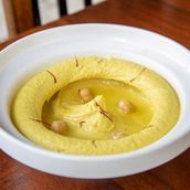 Saffron Hummus 