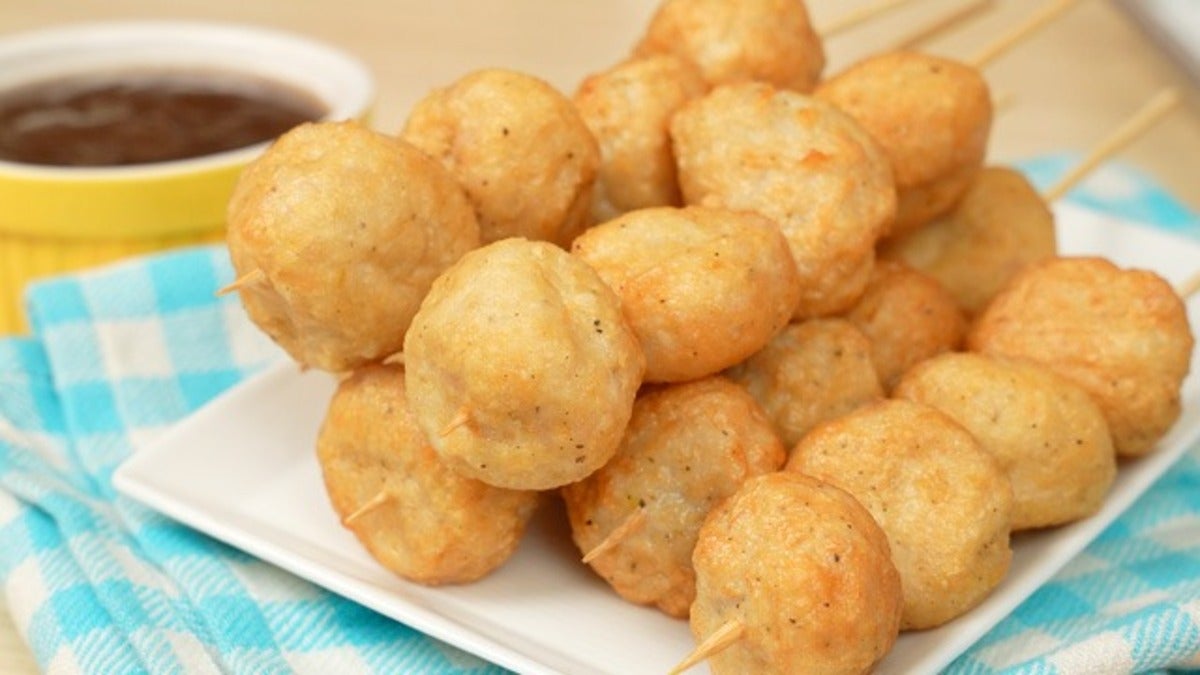 Egg Fried Rice, Chicken Balls, and Chips in Any Sauce