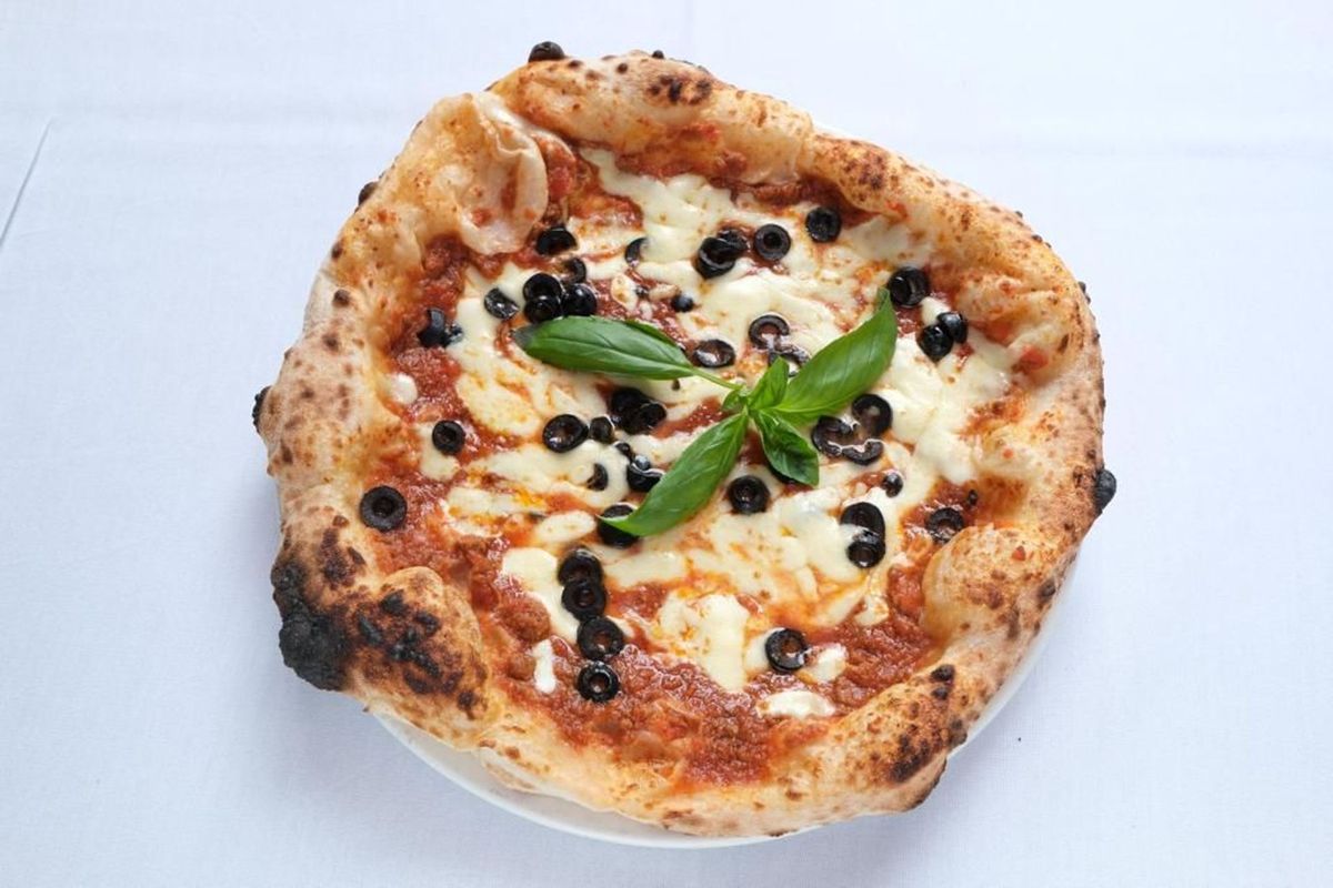Pizza Bolognese