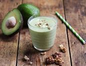 Avocado Milk With Nuts