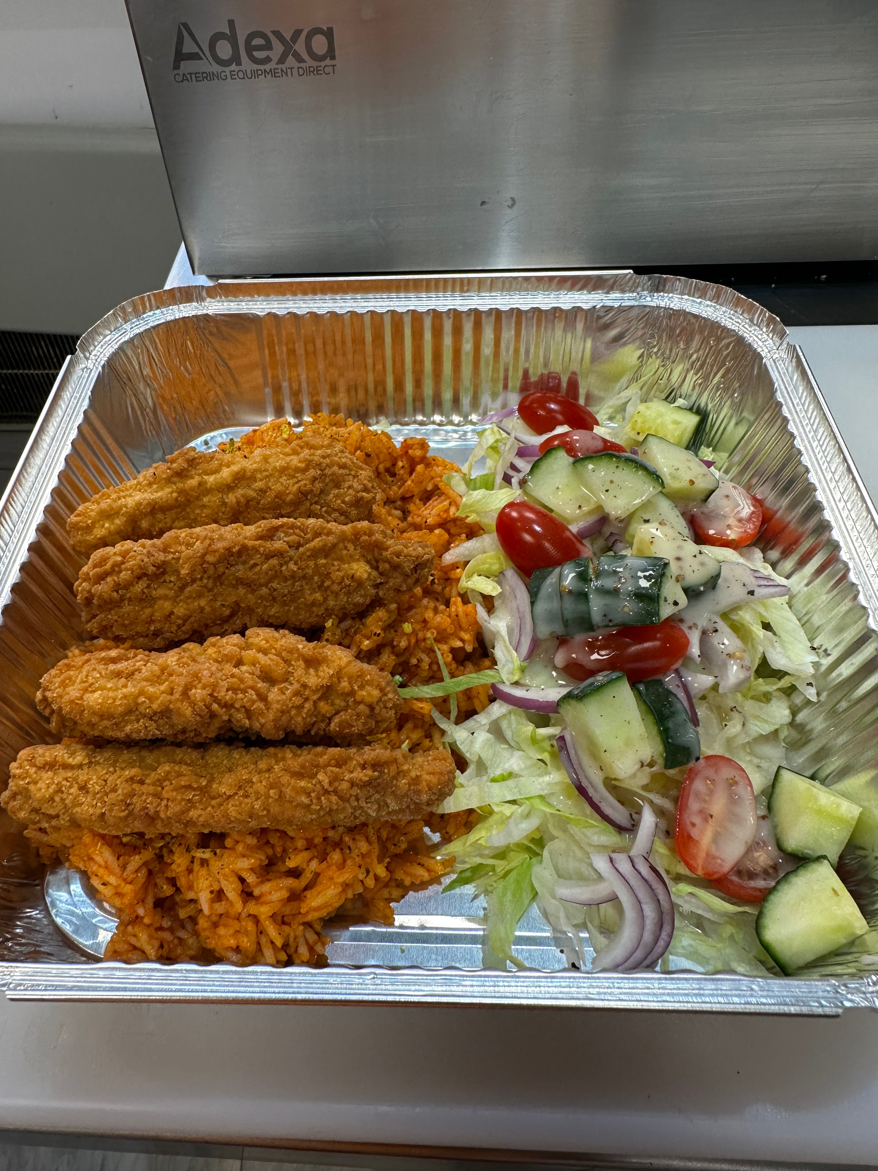 Crispy chicken,Rice and salad