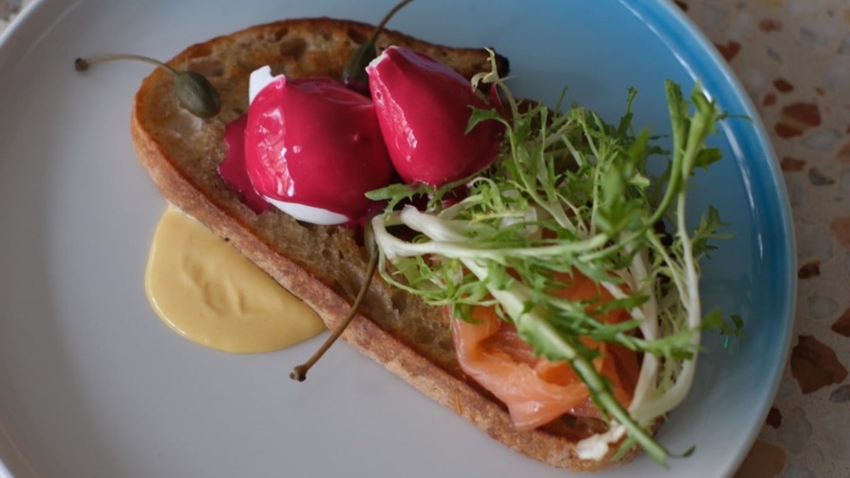 Morenas royale eggs