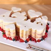 Name Letter Cartoon Character In Big Size For 10-12 Persons
