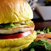 Burger with Halloumi Sandwich