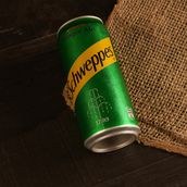 Schweppes Ginger Ale 