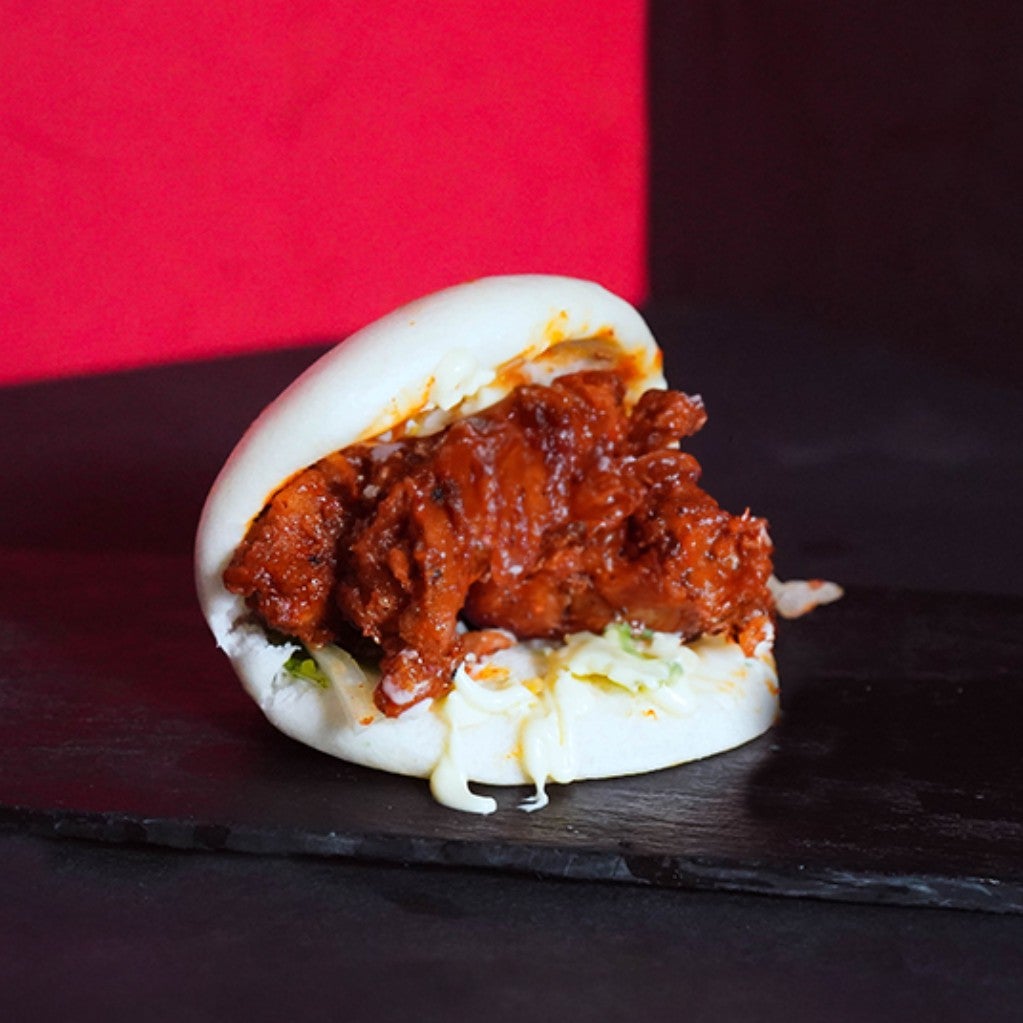 chilli chicken bao