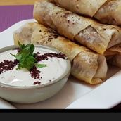 Chicken Musakhan Rolls 8 Pcs 