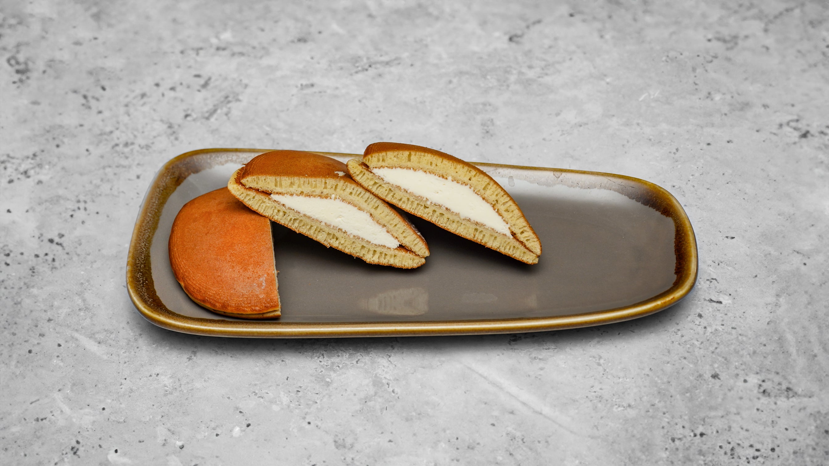 Custard Dorayaki カスタードどら焼き