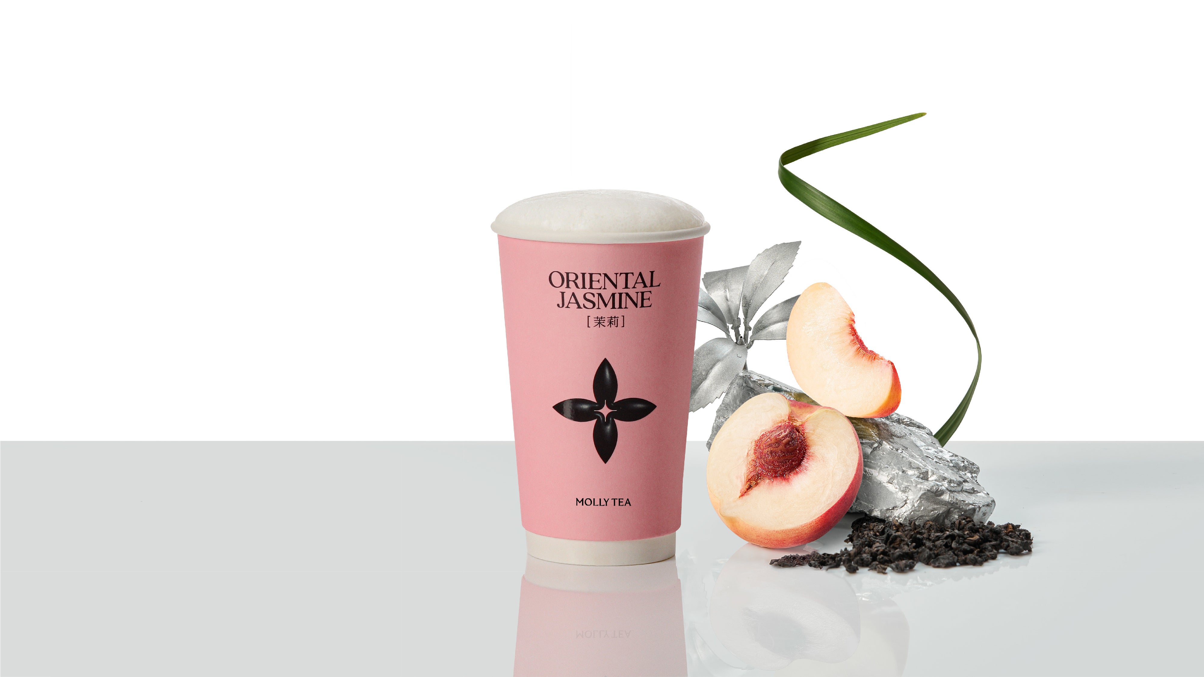 Peach Tieguanyin Oolong Milk Tea 蜜桃老铁