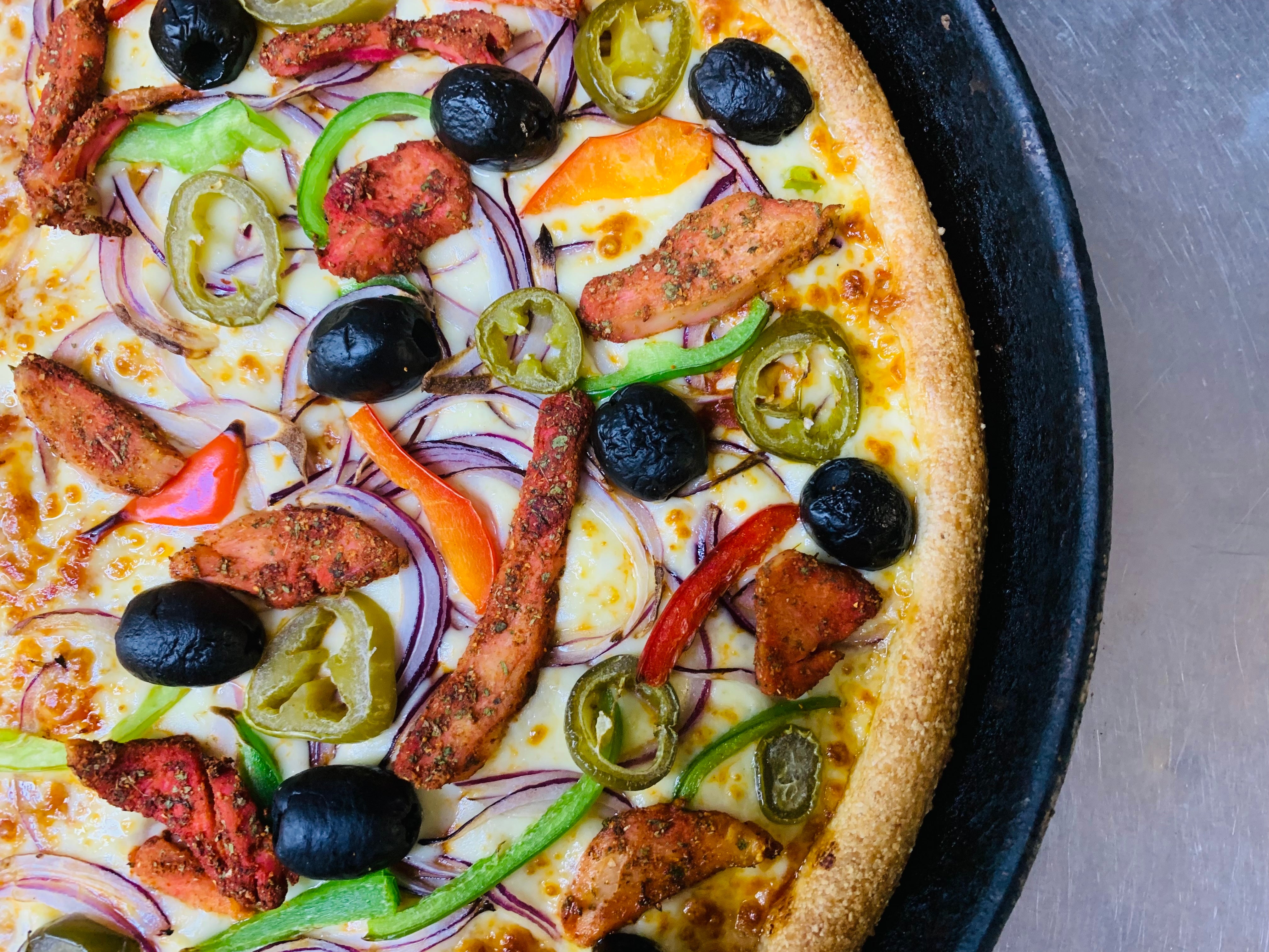 Village Tandoori Pizza