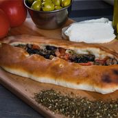 Halloumi Feteer Full
