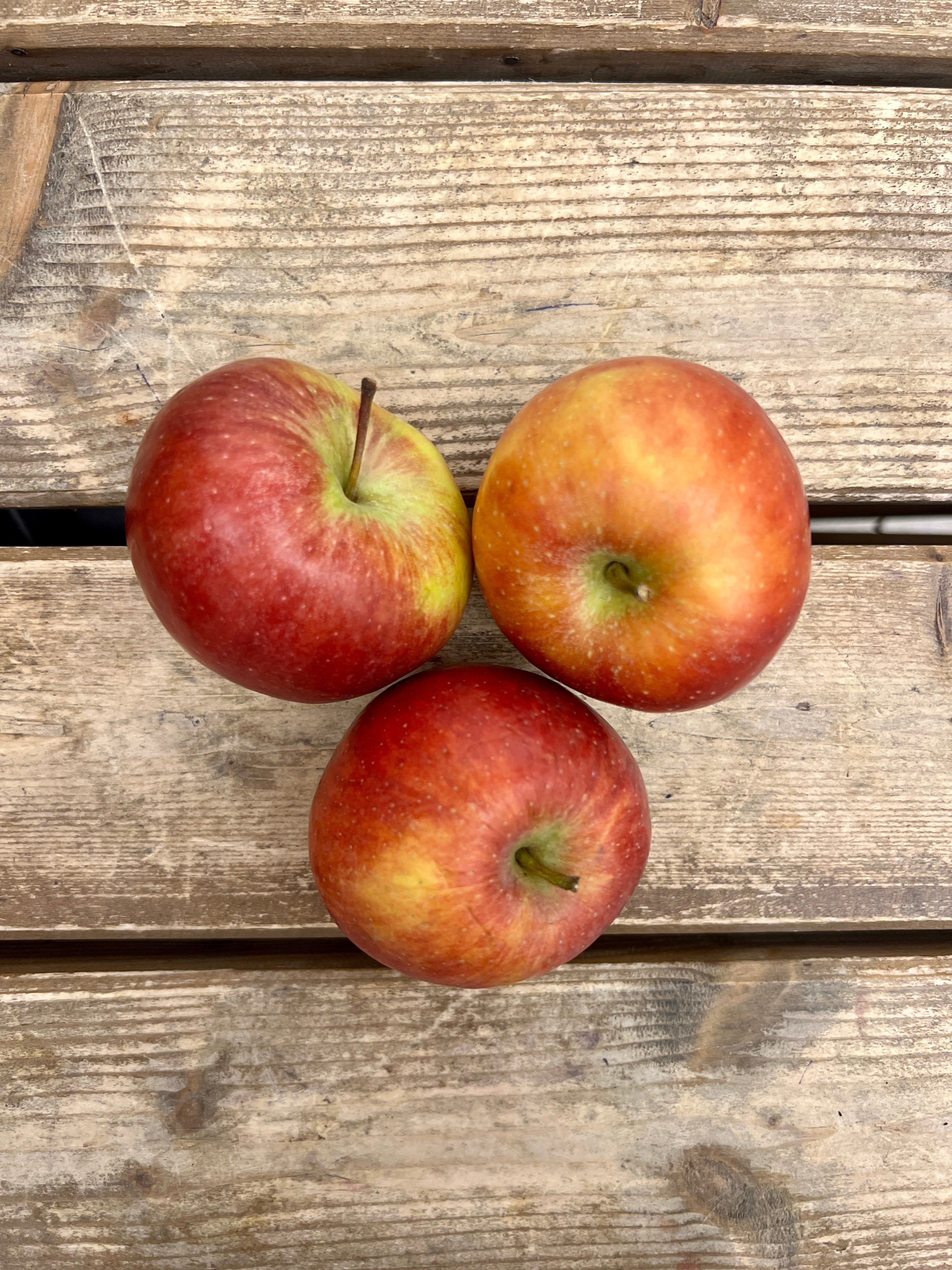 Braeburn Apple 500gm.