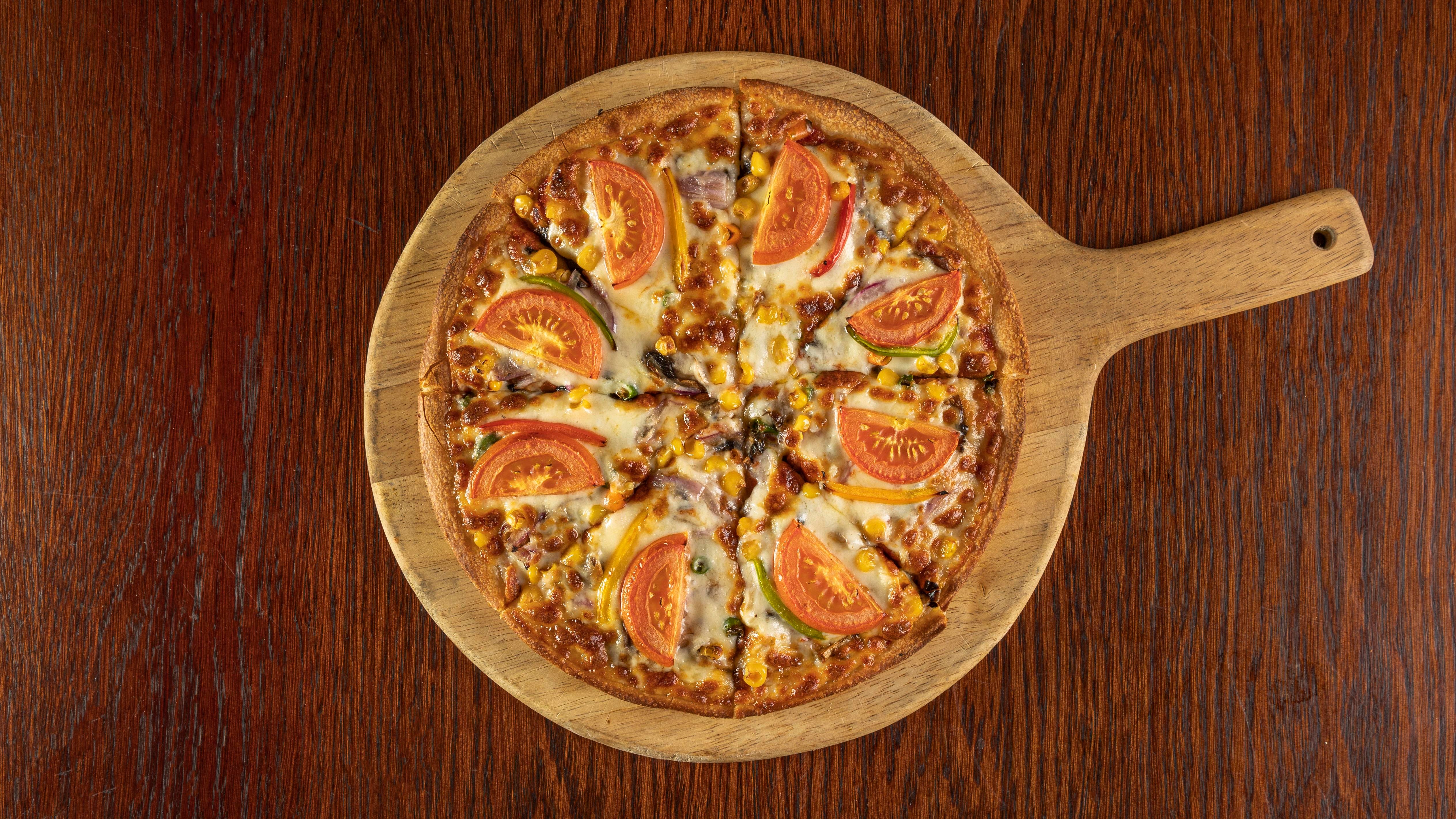 Vegetarian Hot Pizza