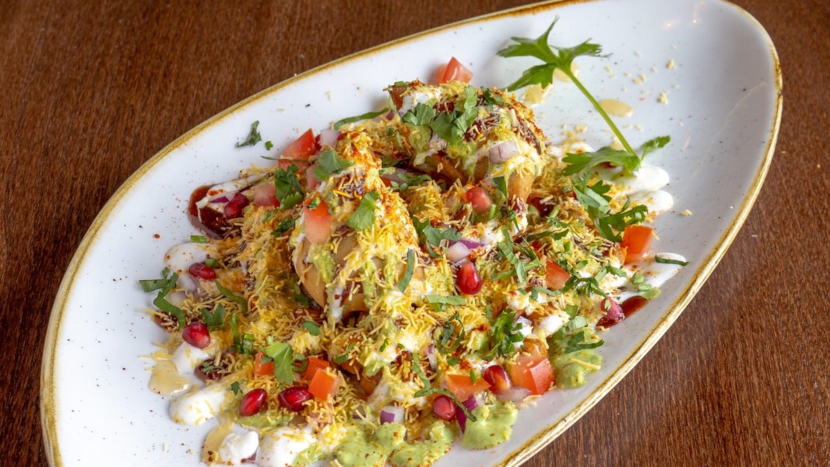 Samosa chaat